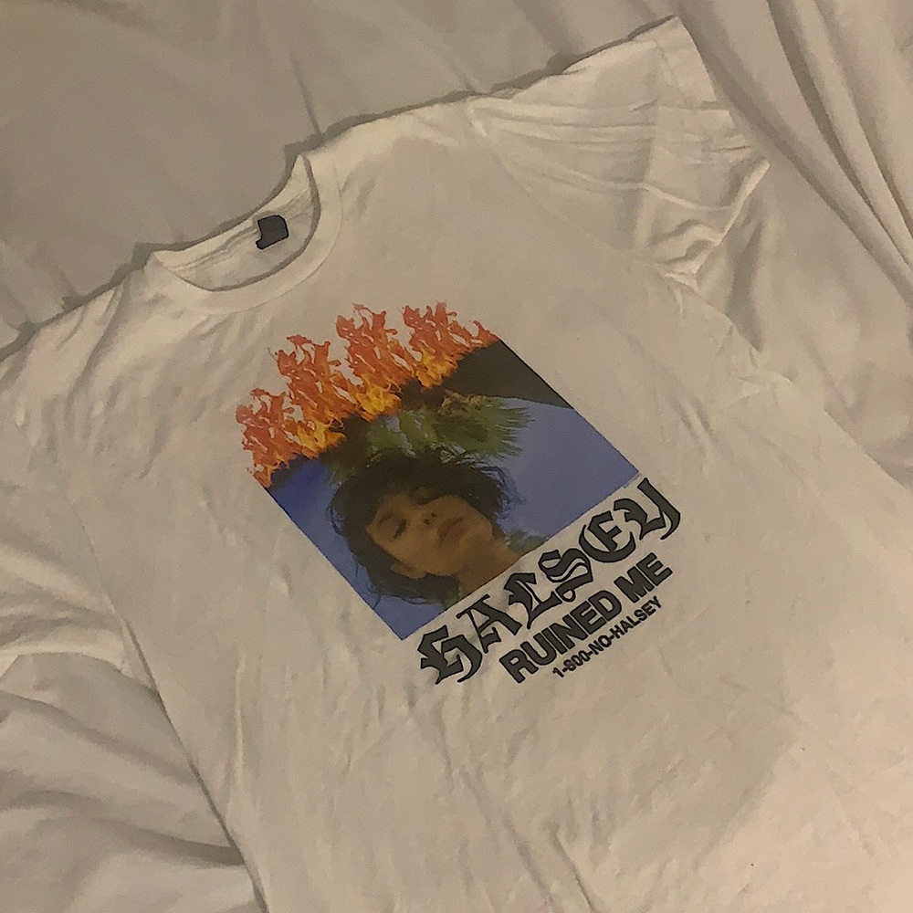 Halsey T-shirt